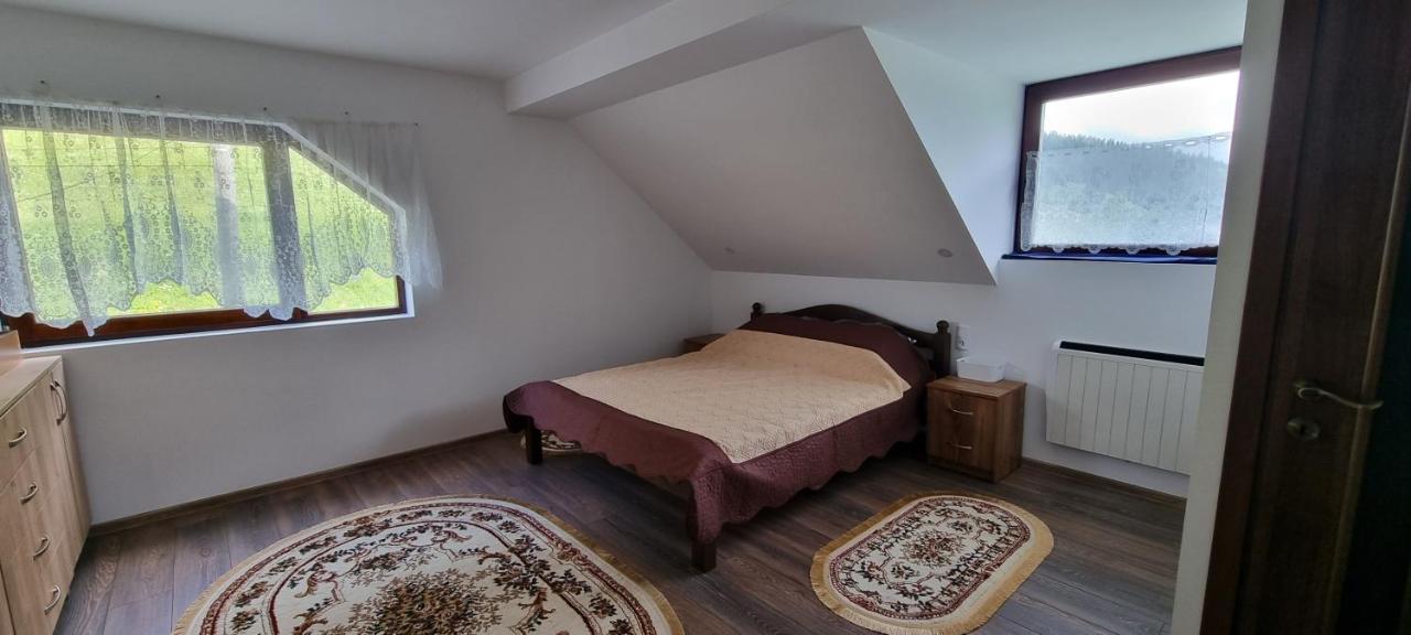 Karacsony Guest House Lunca de Sus Bagian luar foto