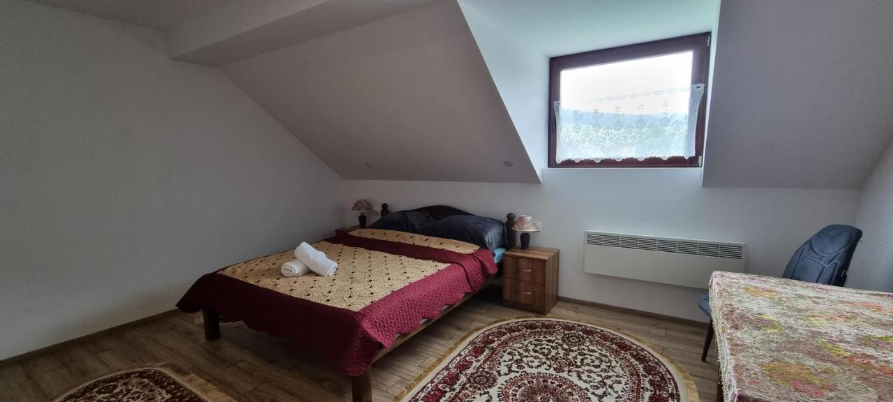 Karacsony Guest House Lunca de Sus Bagian luar foto